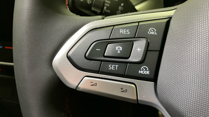 Volkswagen ID. Buzz 250kW GTX Pro 86kWh 5dr 4MOTION LWB Auto [7 Seat] Electric Estate - Image 17